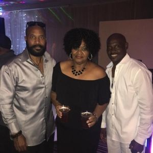 Meet your Posher, Barry